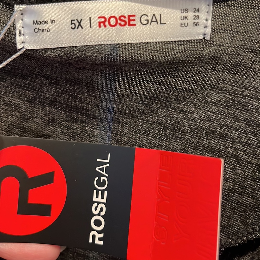 NWT ROSEGAL plaid top - Picture 3 of 3